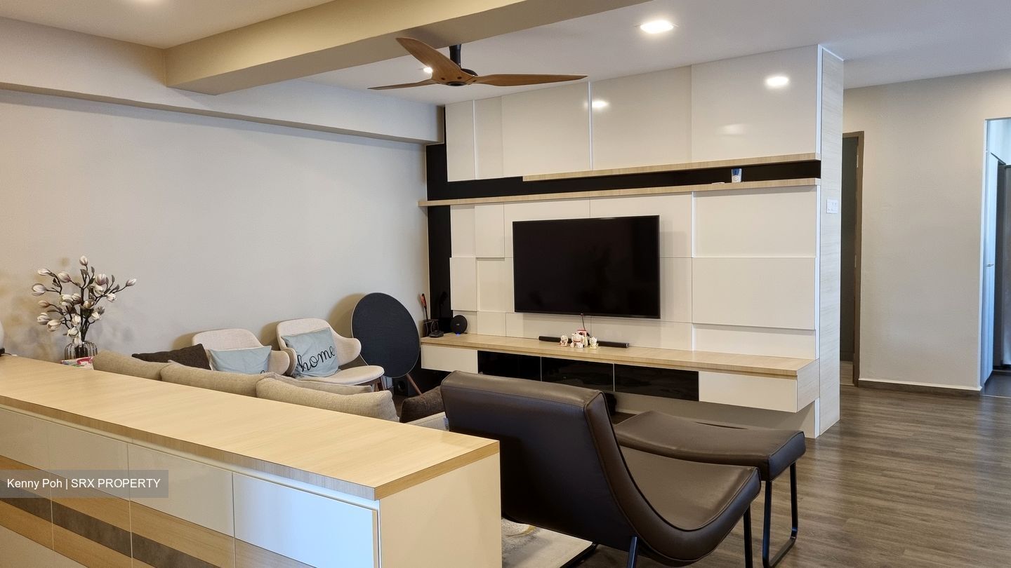 Blk 495E Tampines Street 43 (Tampines), HDB Executive #320491071